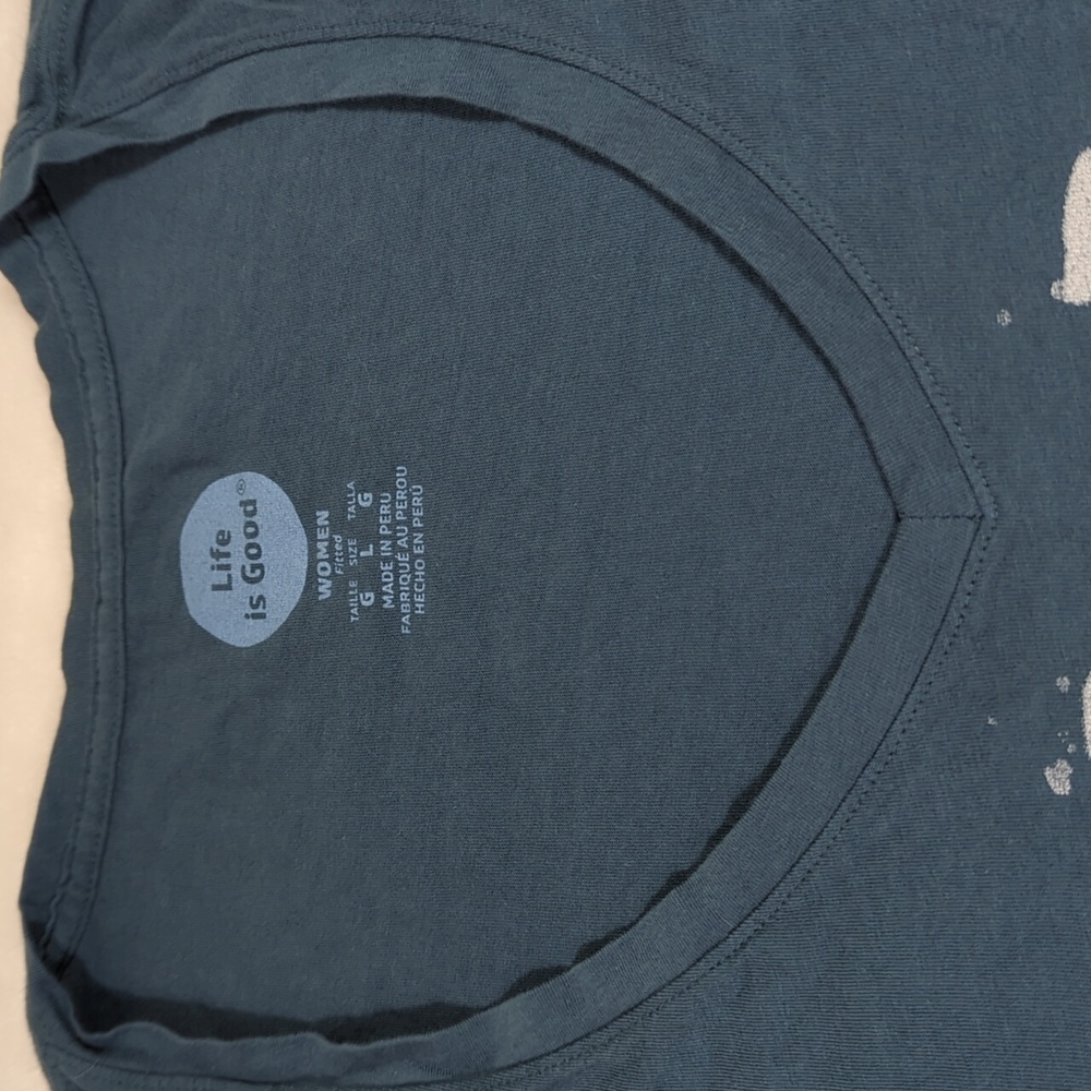Life is Good L Free Waves V neck tee Worn ONCE~ - Picture 2 of 2